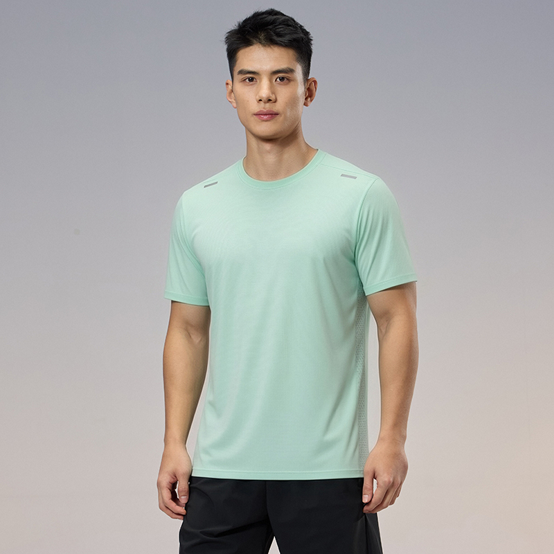 T-shirt Sportiva ad Asciugatur - Summer Gym Clothing recensione e prezzo